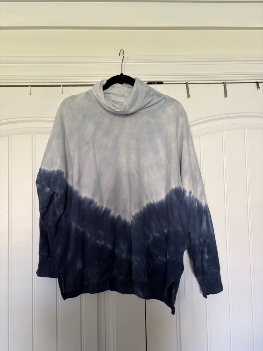 PINK Victoria's Secret Tie-Dye Cowl Neck Tunic - Blue & White